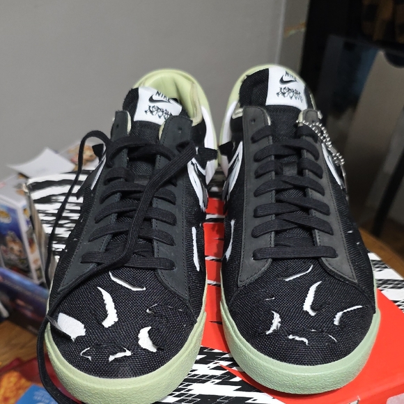 Nike Blazer Low in Black, White, and Olive - Picture 2 of 10